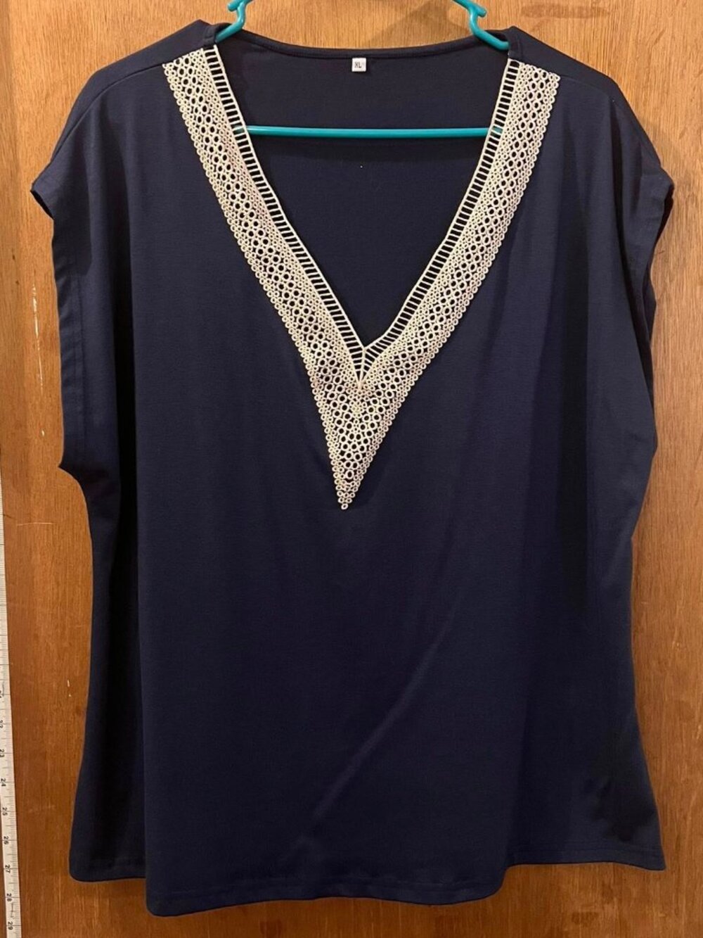 Size XL - Navy Very Short Sleeve Knit Pullover w/Cute Trim